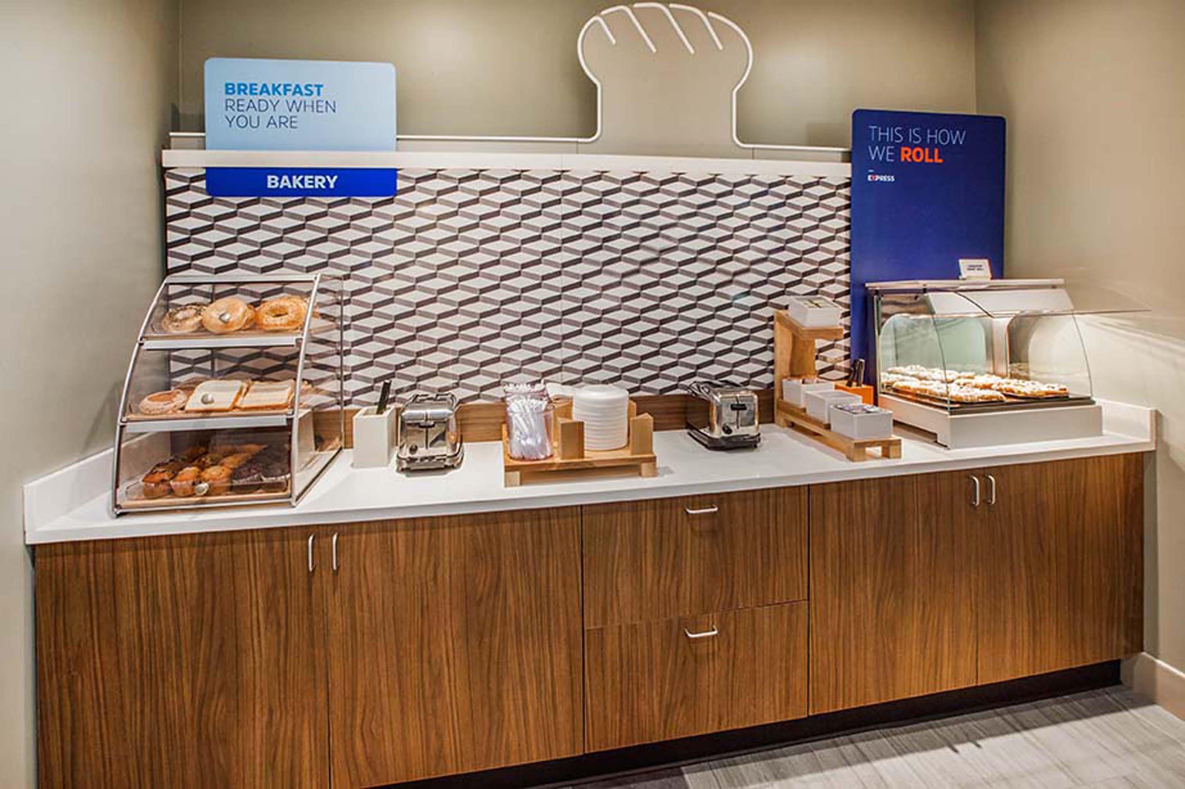 Holiday Inn Express Hotel & Suites San Jose-Morgan Hill By Ihg Exterior foto
